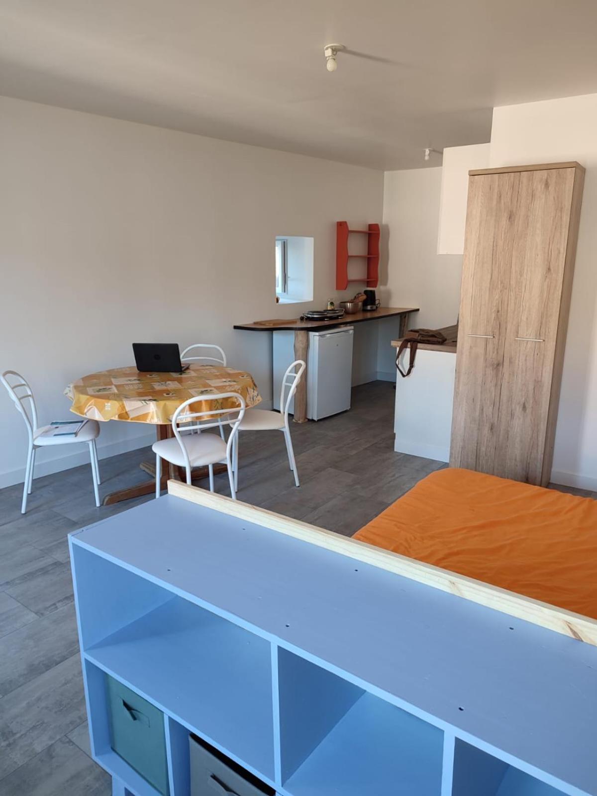 Le Studio 3Eme Ле-Ван Экстерьер фото